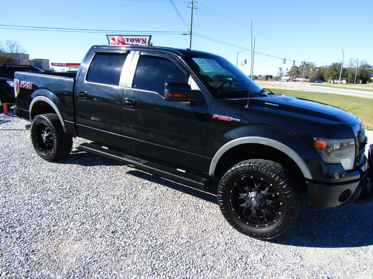 2013 Black /Black Ford F-150 XLT SuperCrew 6.5-ft. Bed 4WD (1FTFW1EF9DK) with an 5.0L V8 engine, Automatic transmission, located at 15016 S Hwy 231, Midland City, AL, 36350, (334) 983-3001, 31.306210, -85.495277 - Photo#0